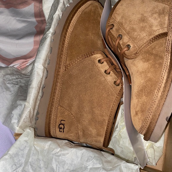 Boy Ugg’s - Picture 4 of 4